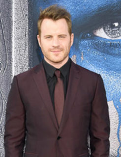 rob-kazinsky-warcraft-premiere