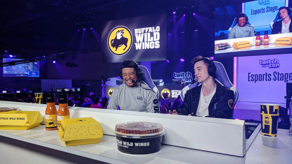 Buffalo Wild Wings esports announcers at twitchcon