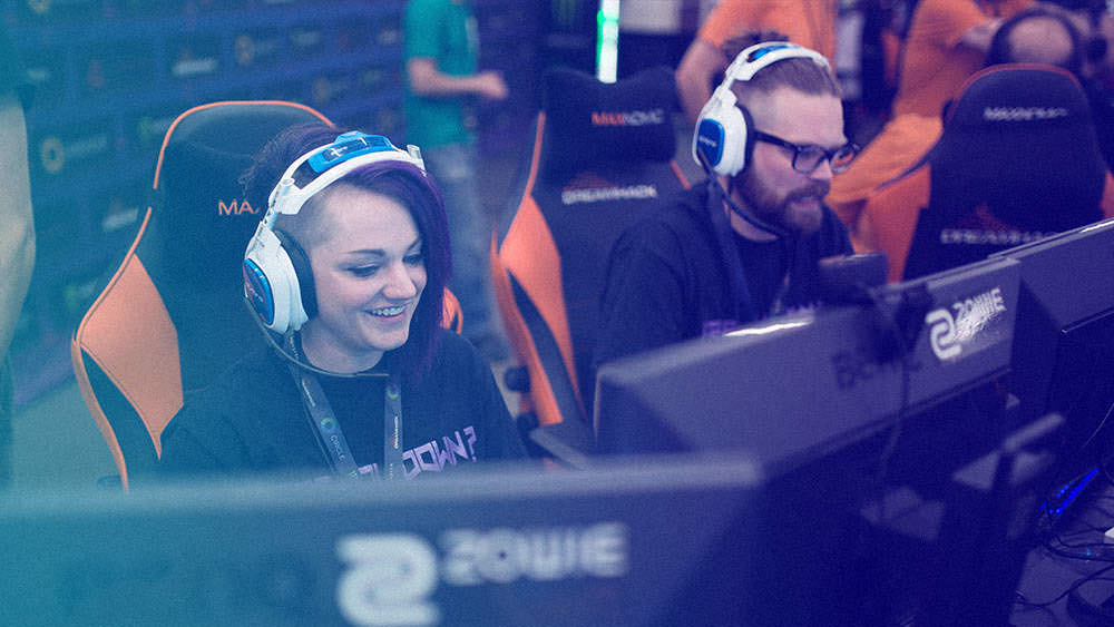 esports players at dreamhack