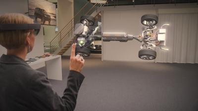 Volvo Cars Microsoft HoloLens experience 01 1024x576
